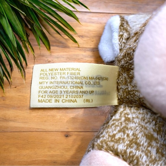 NWT Peter Rabbit Mini Plush - Dan Dee 2022 Movie Edition - Picture 3 of 7